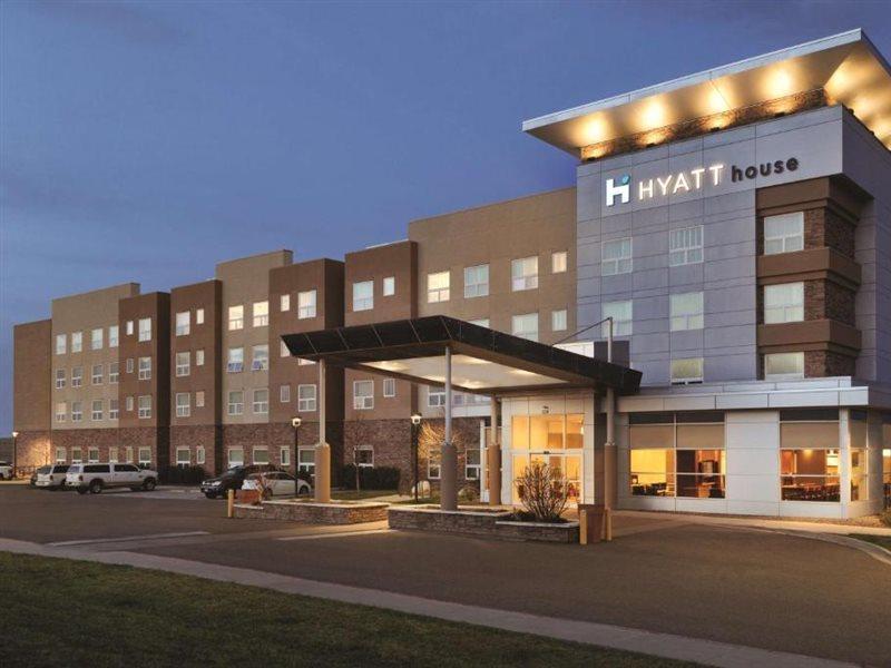 Hyatt House Denver Airport Hotel Bagian luar foto