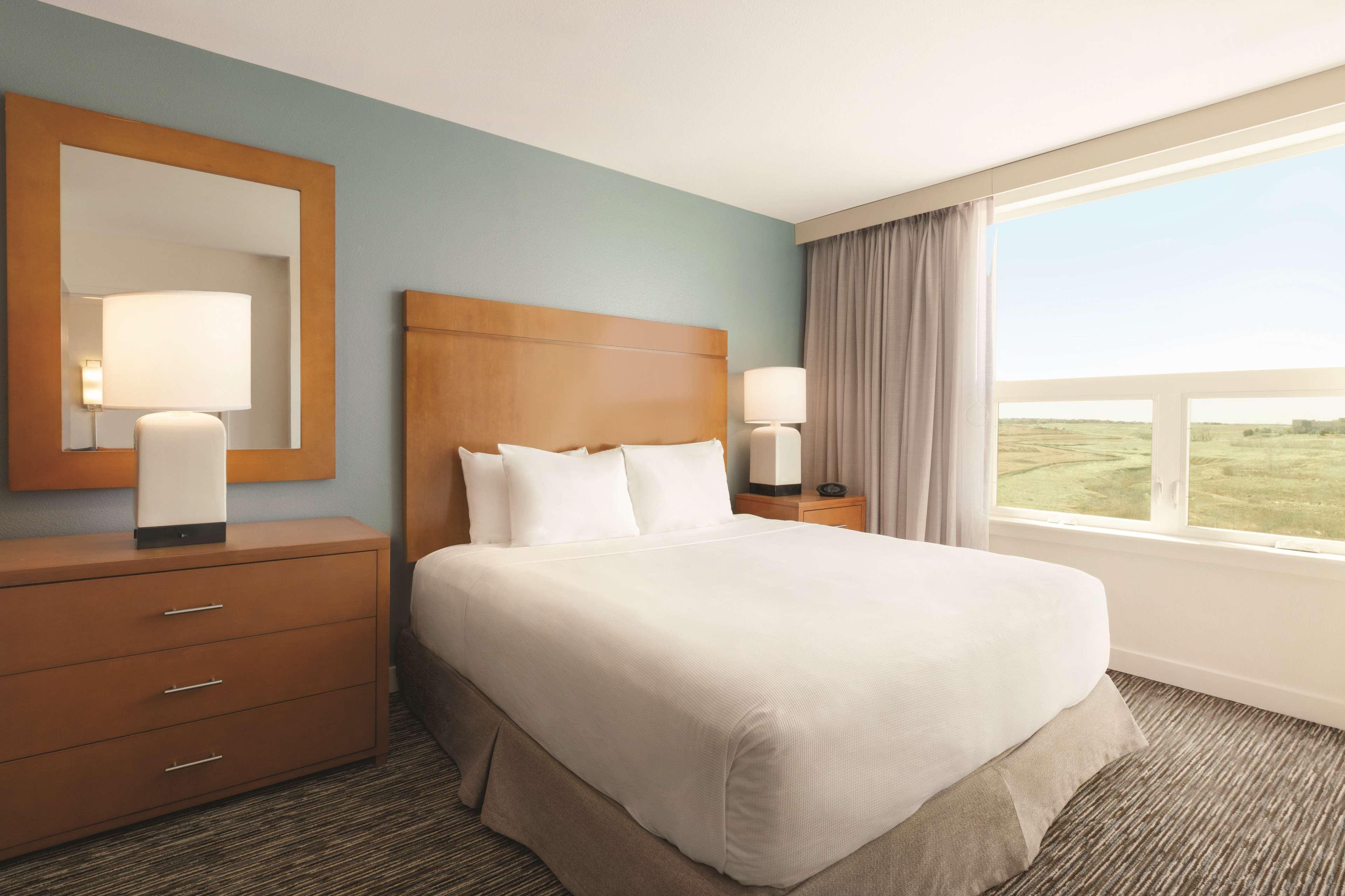 Hyatt House Denver Airport Hotel Bagian luar foto